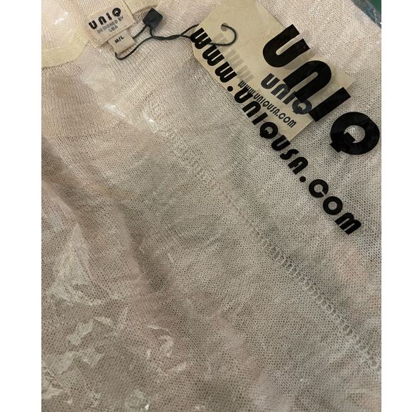 Uniq Women's Lightweight Long Sleeve Sheer Top Sweater Cream Size M/L NWT - Picture 5 of 9